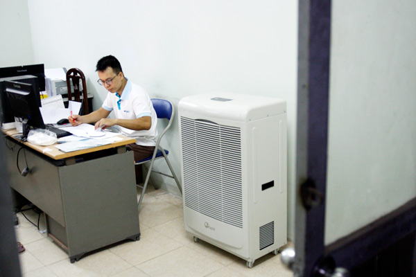 Máy hút ẩm công nghiệp FujiE HM-6120EB - hình 3