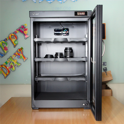 Tủ chống ẩm Fujie AD080II