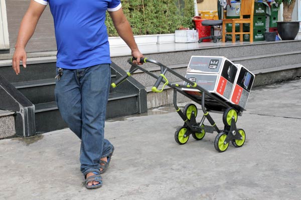 Tải trọng sử dụng trên địa hình bằng phẳng, lên đến 200kg