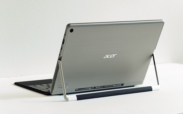 Máy tính xách tay Acer Switch Alpha 12 SA5-271-31TGNT.LCDSV.002