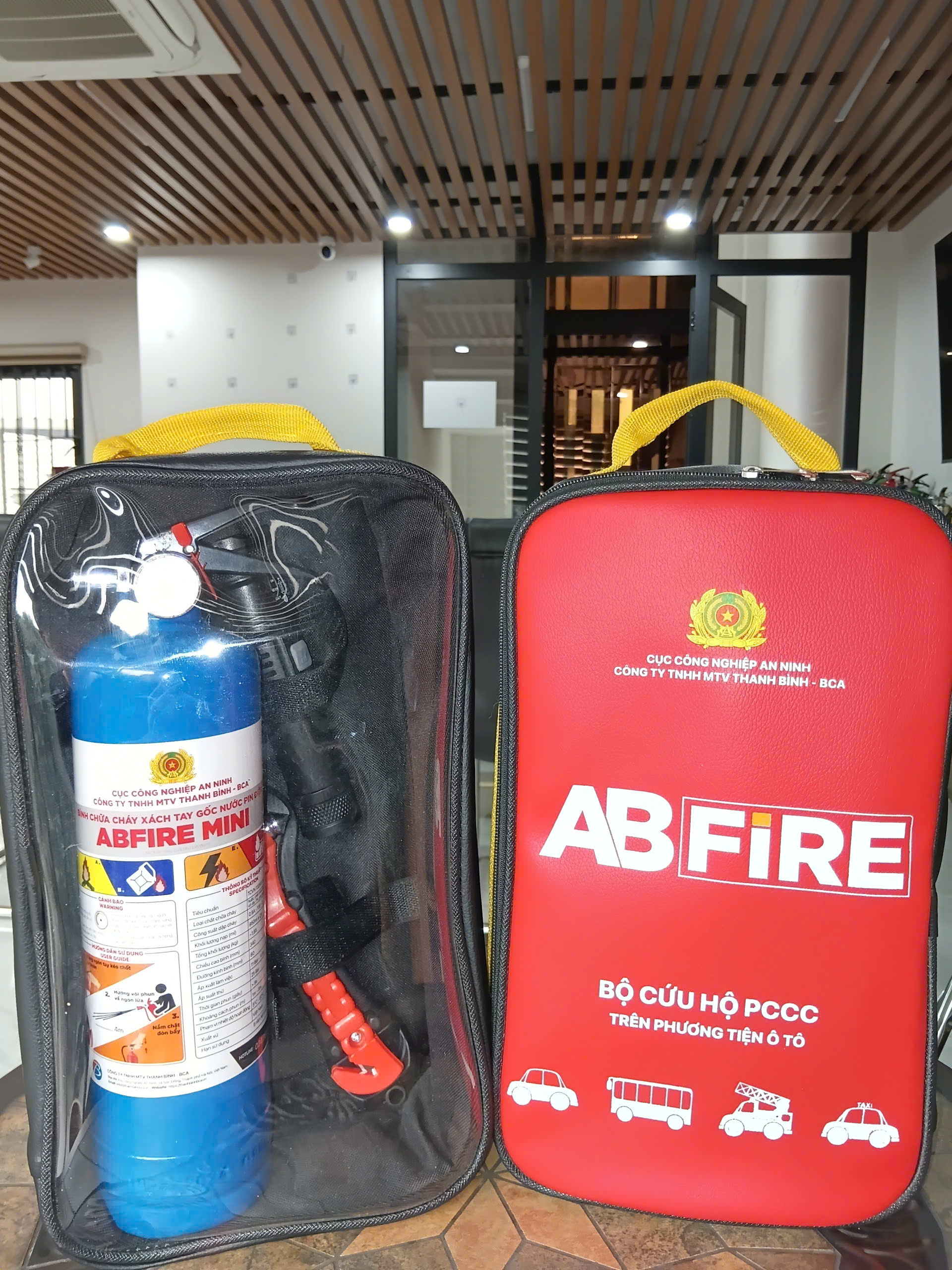 Bình Chữa Cháy Gốc Nước 1L ABFIRE – Giải Pháp Chữa Cháy An Toàn, Hiệu Quả Cho Gia Đình Và Xe Ô Tô