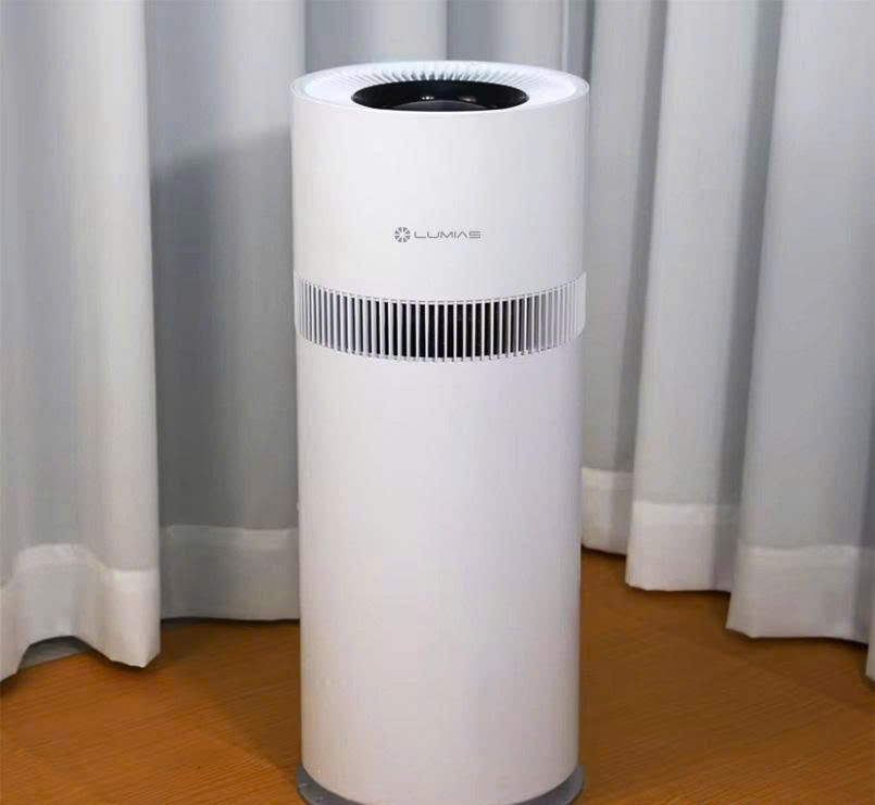 Máy Tạo Độ Ẩm Lumias LEH-06W (10L): Giải Pháp Khử Khuẩn Ion Âm Cho Không Gian Sống