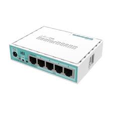 MikroTik hEX (RB750Gr3)