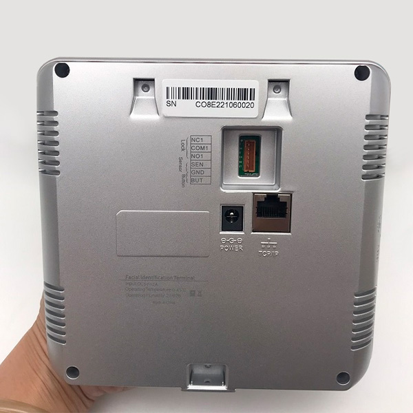 MÁY CHẤM CÔNG VÂN TAY VÀ KHUÔN MẶT W800 PLUS | Hàng chính hãng