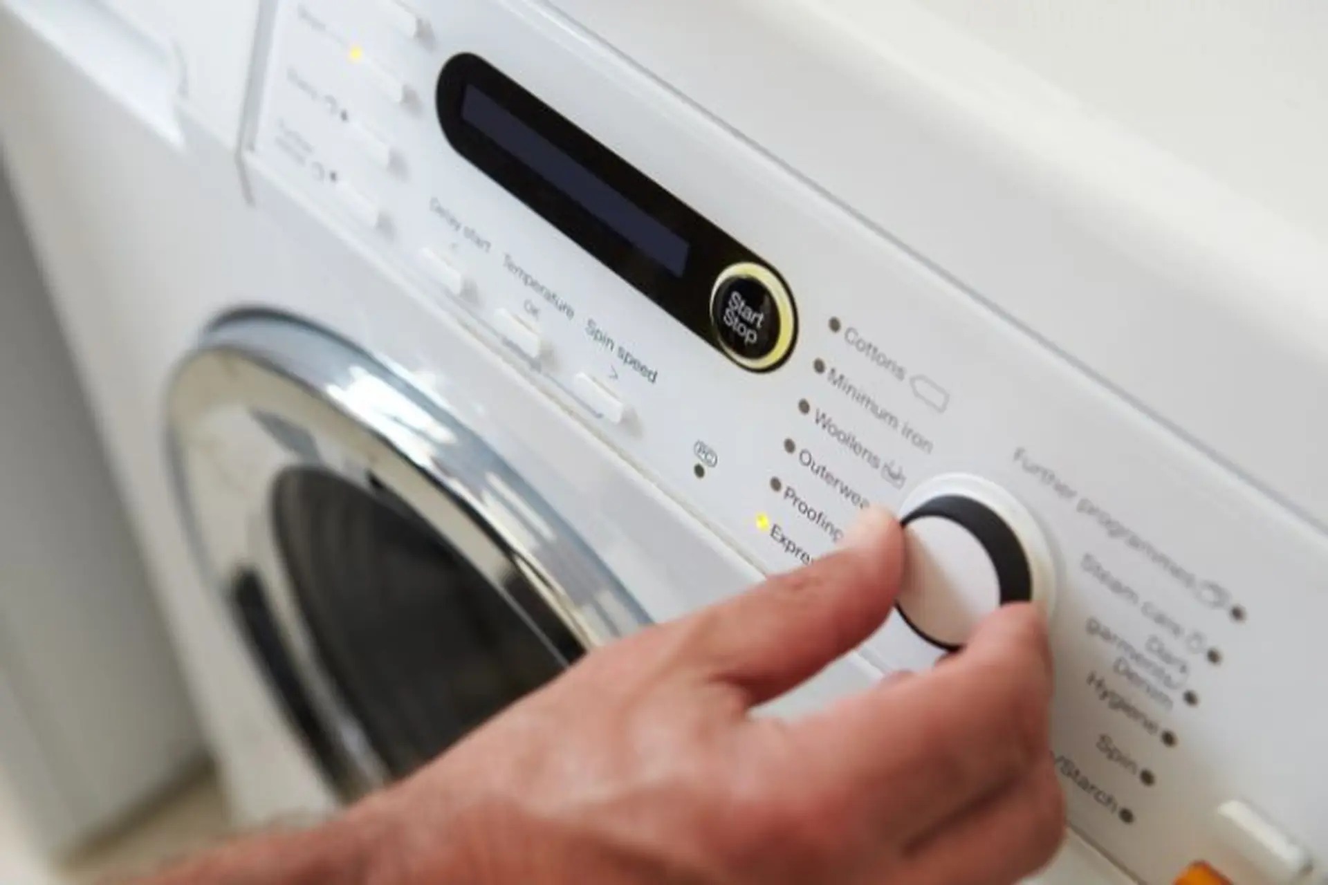 Nguyên nhân và cách khắc phục nhanh khi máy giặt không nhận nút điều khiển hiệu quả tại nhà