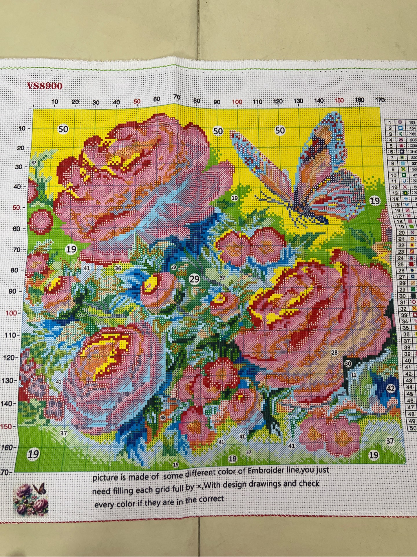 Tranh thêu kín Hoa mẫu đơn hồ điệp VS8900, kích thước 50x50 cm