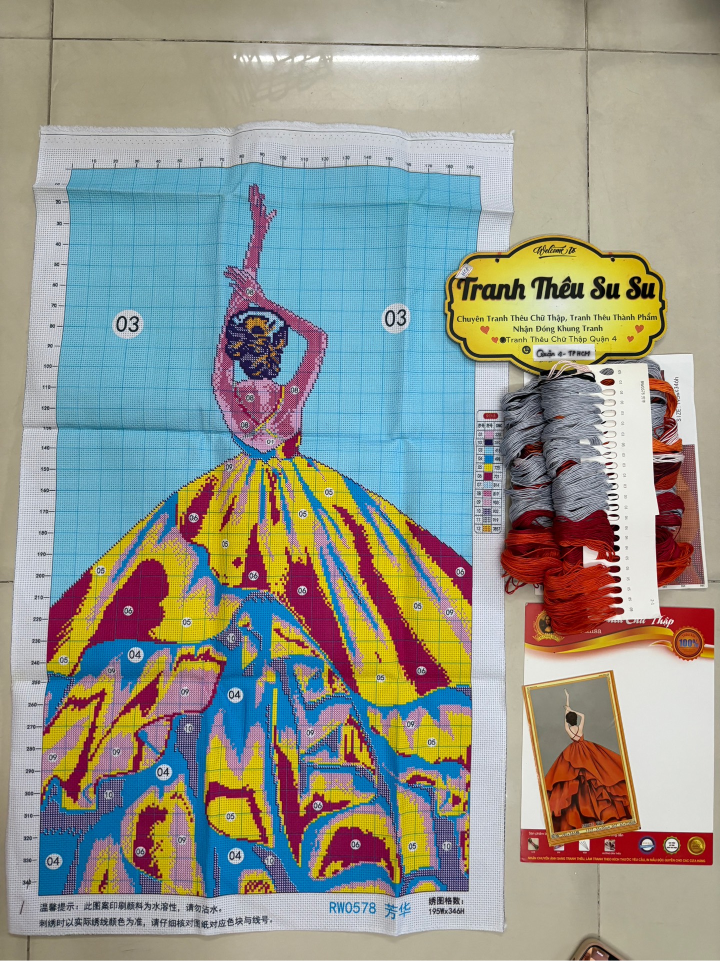 Tranh thêu kín Cô gái RW0578, kích thước 55 x90 cm