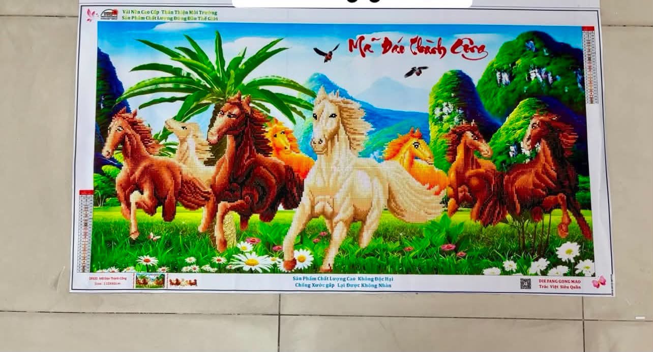 [Đính sẵn] Tranh đính đá Mã đáo thành công, kích thước