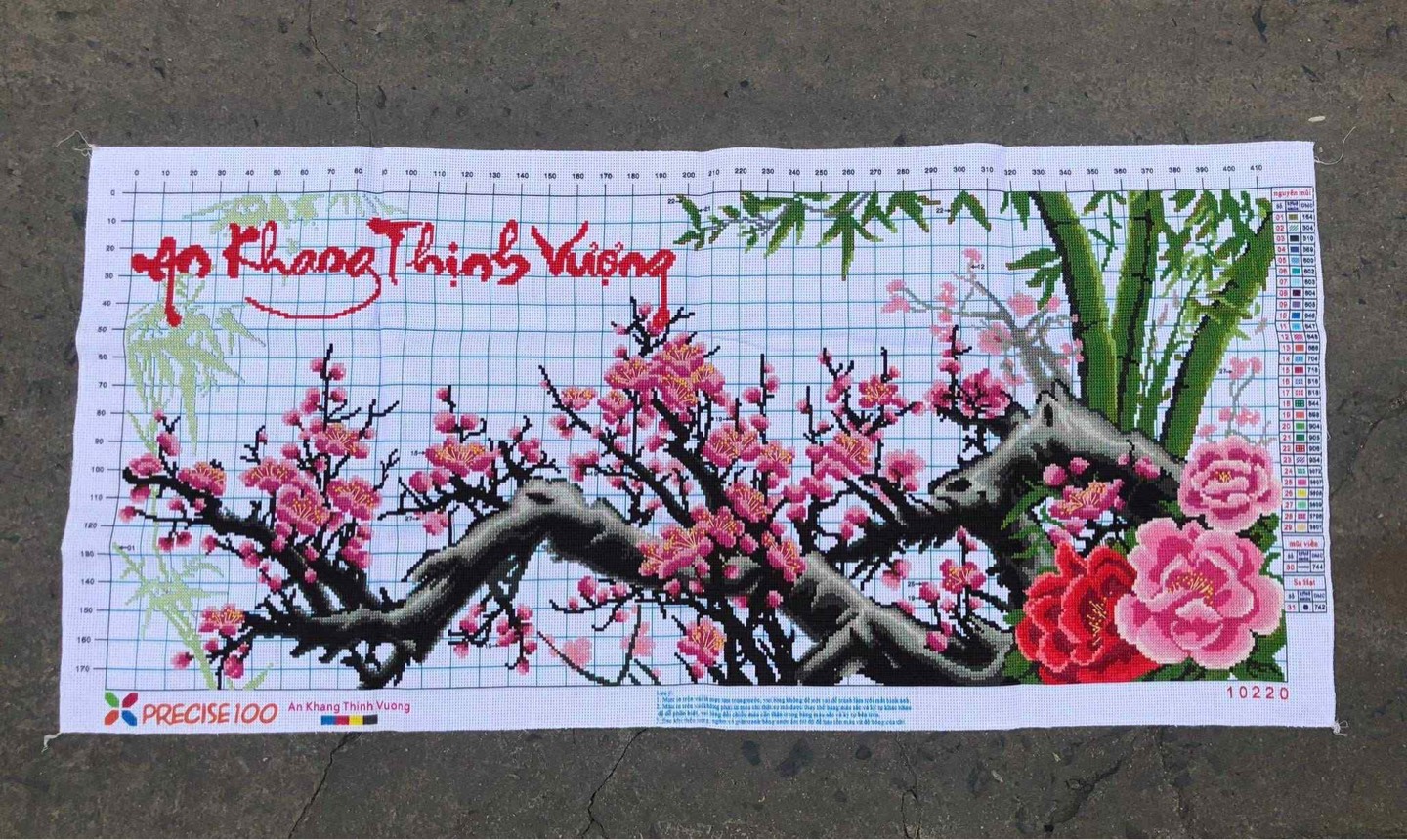 Tranh thành phẩm Hoa đào An khang thịnh vượng, kích thước 100 x 50 cm