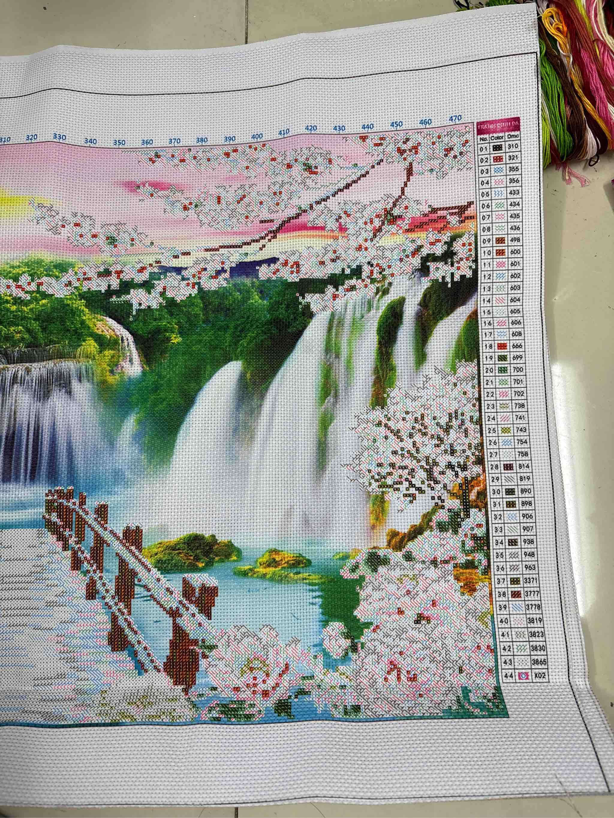 Tranh thêu Non nước hữu tình LV3320, kích thước 120 x 55 cm