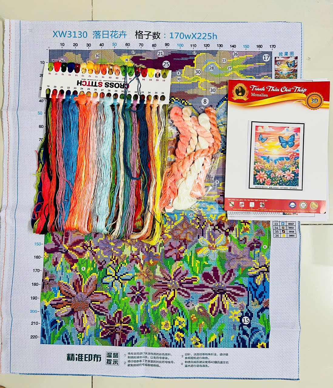 Tranh thêu kín chữ thập Hoa và bướm XW3130