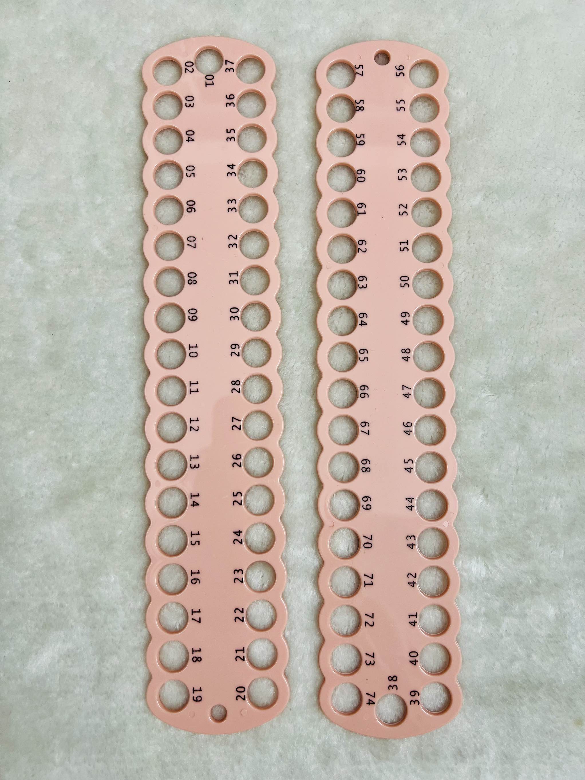 Bảng mica móc chỉ tranh thêu chữ thập