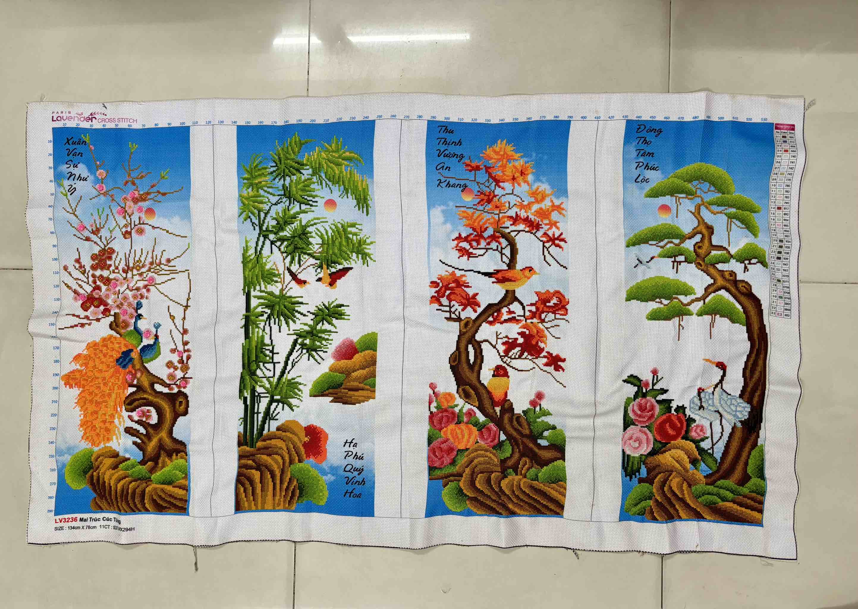 Tranh thành phẩm (đã thêu) Tứ quý, kích thước 134 x 78 cm