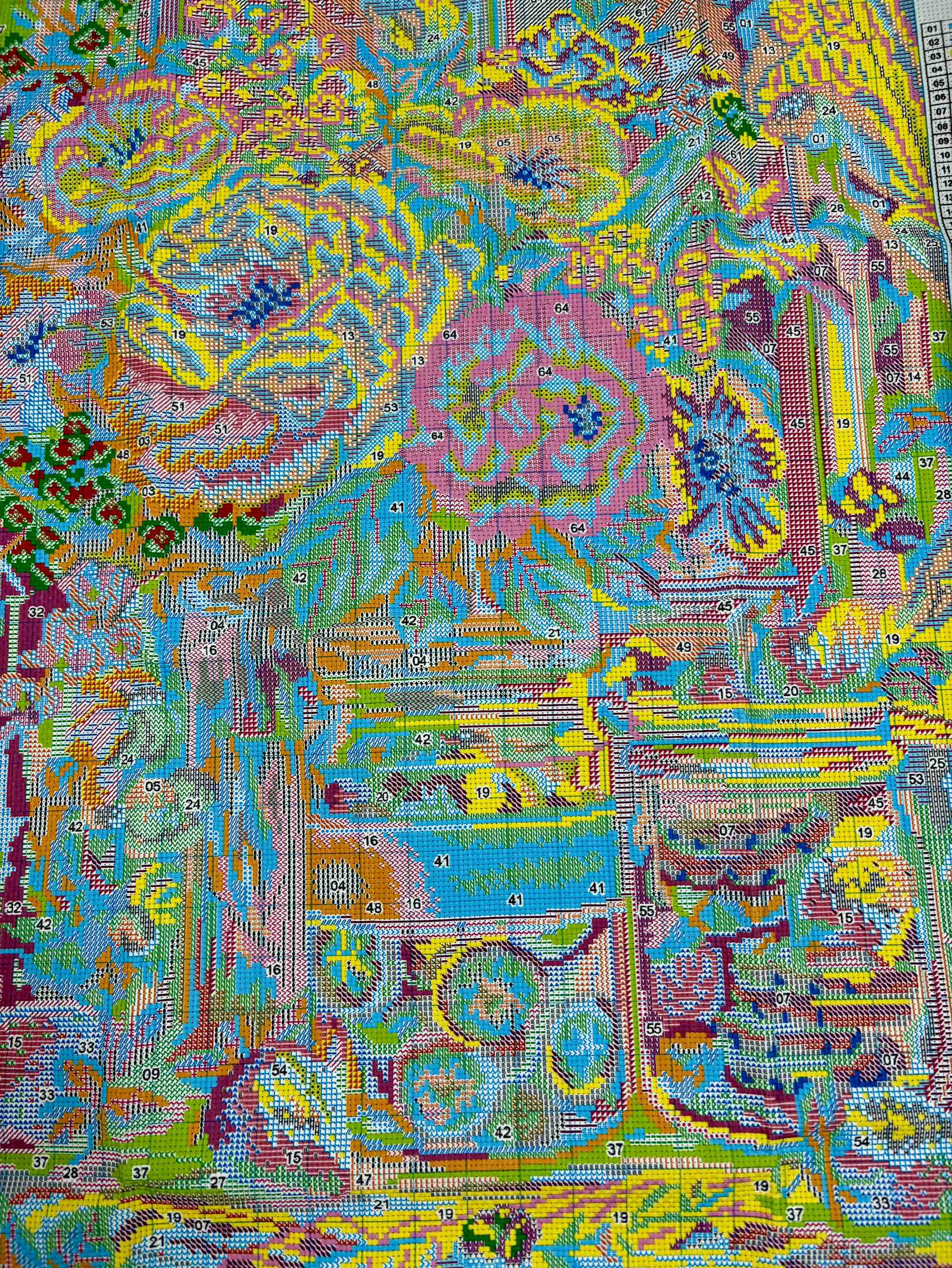 Tranh thêu kín con công hoa mẫu đơn VS9154, kích thước 63 x 81 cm