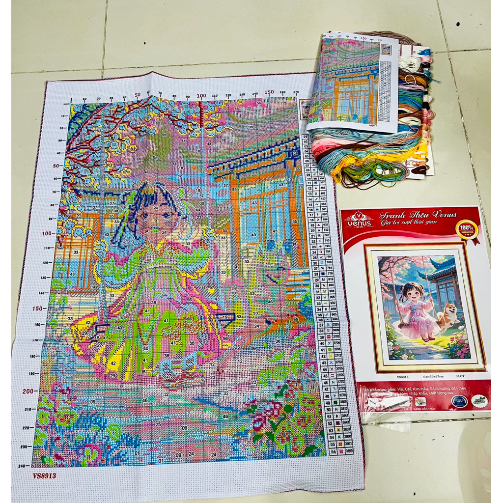 Tranh thêu kín cô gái VS8913, kích thước 50 x 67 cm