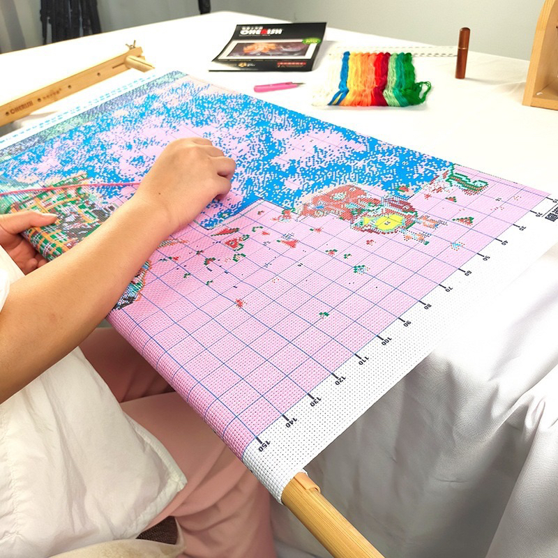 Khung gỗ thêu tranh chữ thập