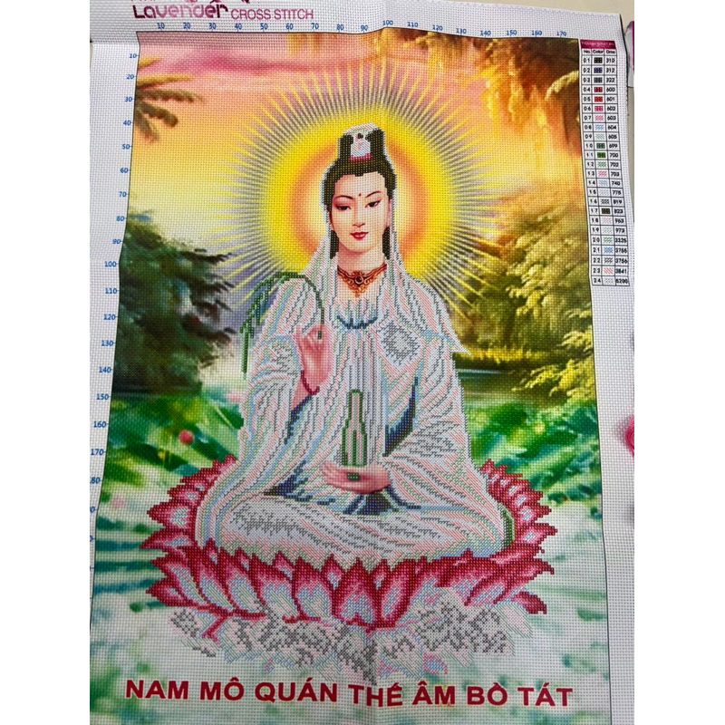 Tranh thêu chữ thập Phật bà quan âm LV3389, kích thước 50 x 70 cm