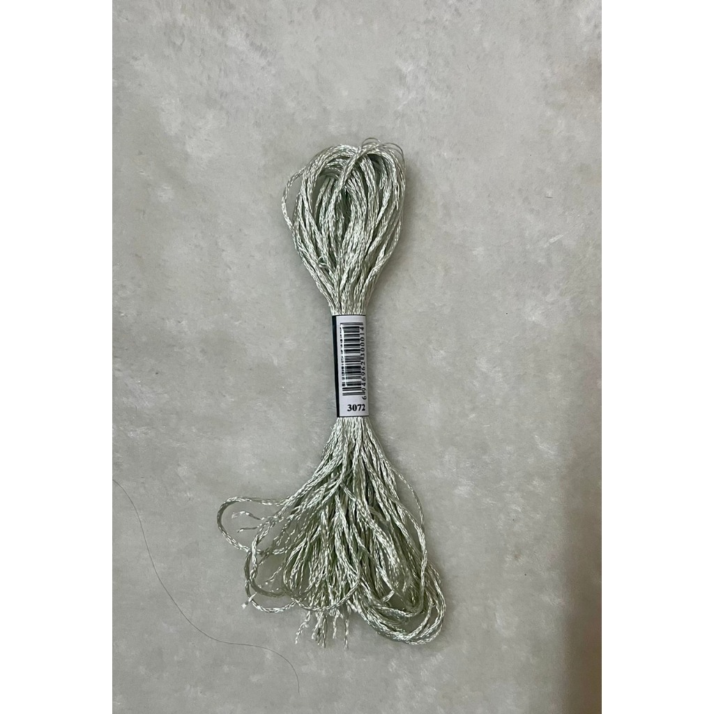 Chỉ lụa thêu tranh chữ thập, chỉ lẻ theo tép chọn màu theo hệ màu DMC (giá 1 tép)