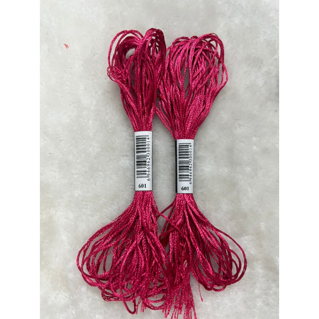 Chỉ lụa thêu tranh chữ thập, chỉ lẻ theo tép chọn màu theo hệ màu DMC (giá 1 tép)