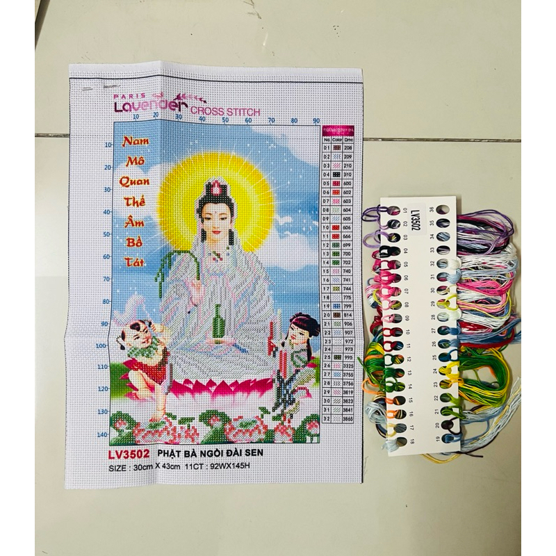 Tranh thêu chữ thập Phật quan âm ngồi tòa sen LV3502, kích thước 30 x 43 cm