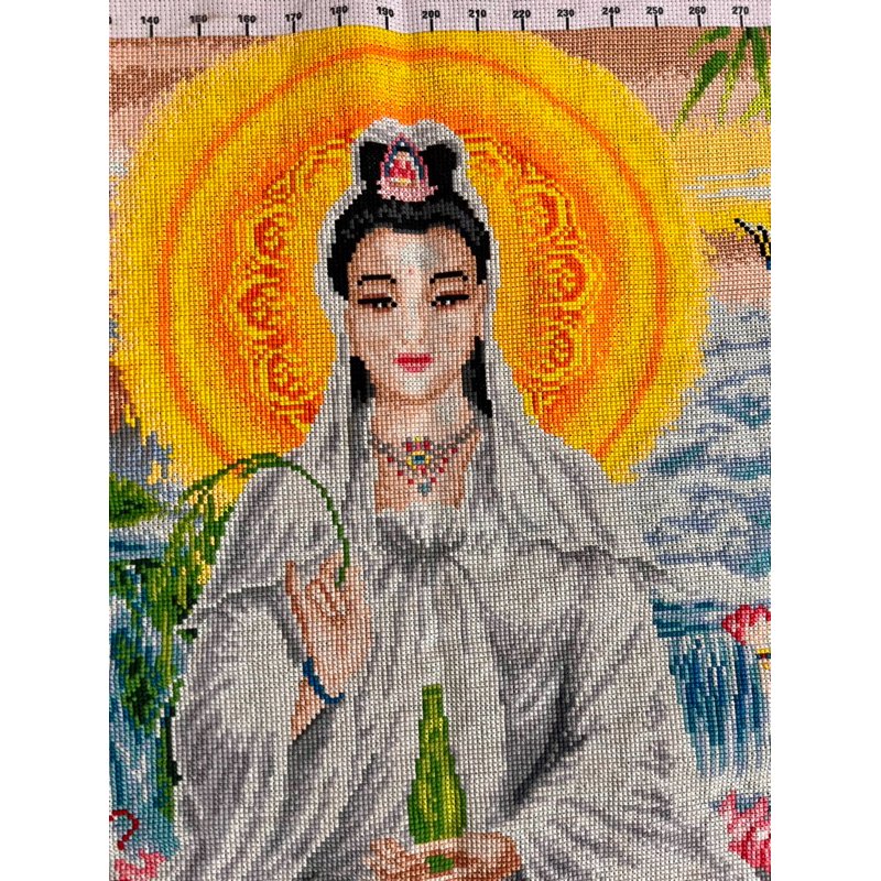 Tranh đã thêu Quan âm, kích thước 100 x 70 cm (thêu kín)