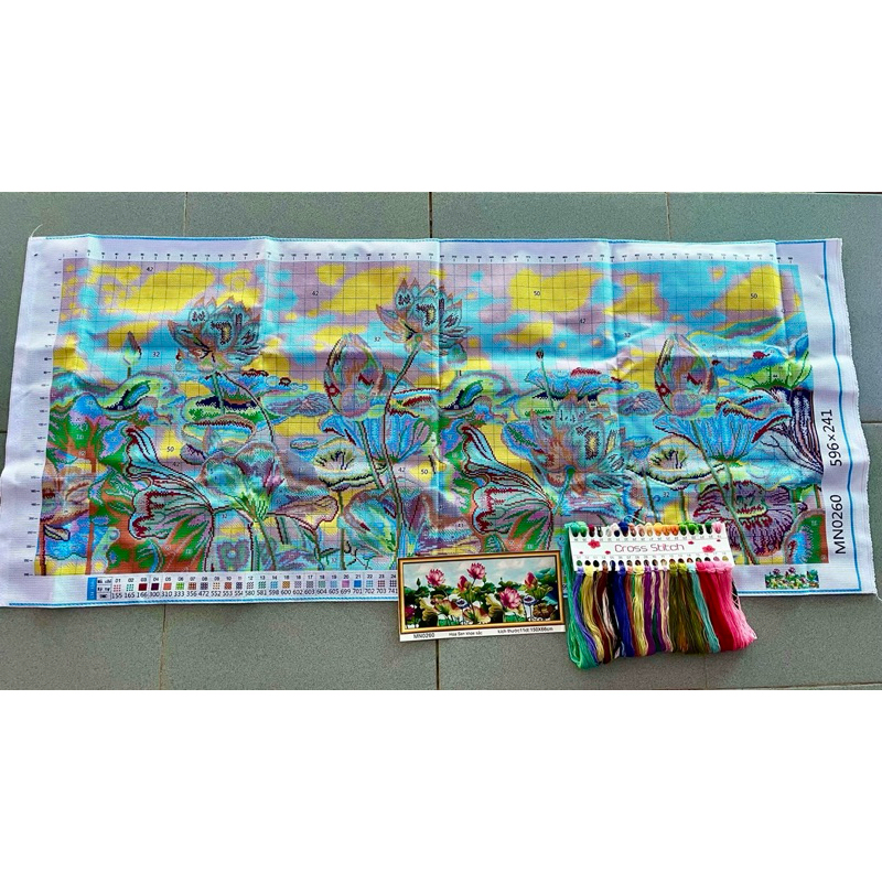 Tranh thêu kín Hoa sen (đầm sen) MN0260, kích thước 150 x 66 cm