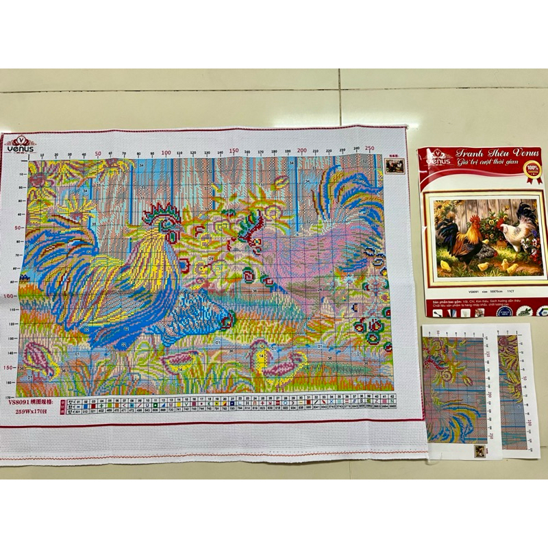 Tranh thêu kín Gia đình Gà VS8091, kích thước 50 x 75 cm
