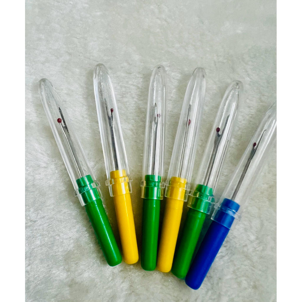 Dụng cụ thêu tranh Nhẫn thêu và cây gỡ chỉ (thêu chữ thập)