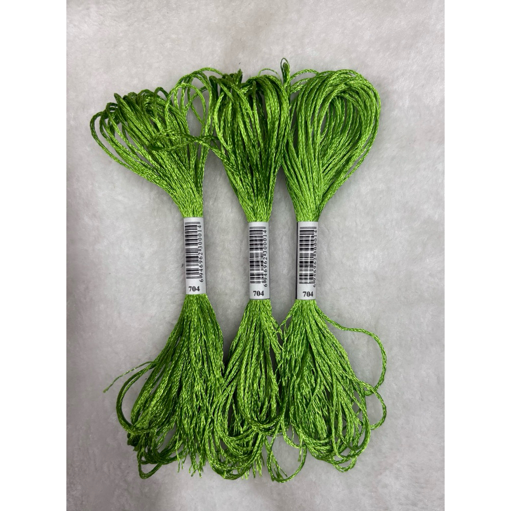 Chỉ lụa thêu tranh chữ thập, chỉ lẻ theo tép chọn màu theo hệ màu DMC (giá 1 tép)