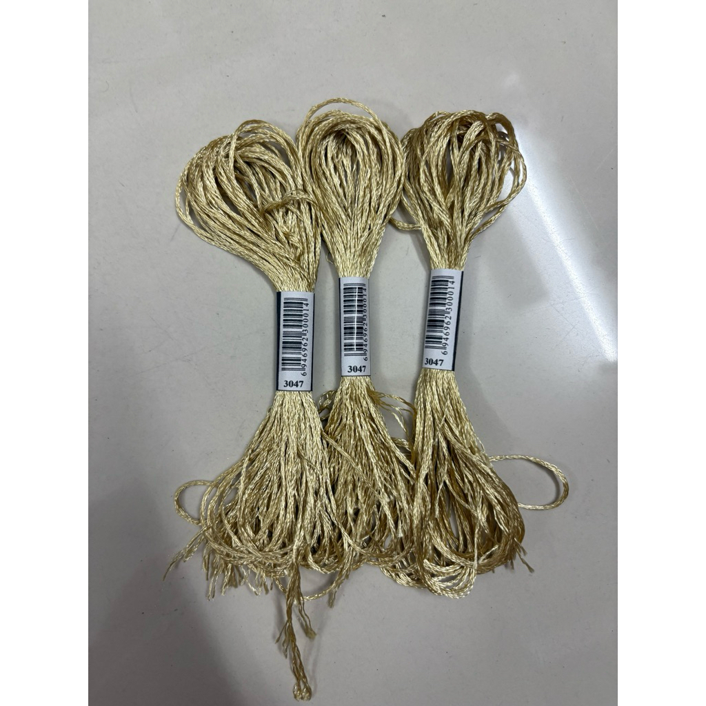 Chỉ lụa thêu tranh chữ thập, chỉ lẻ theo tép chọn màu theo hệ màu DMC (giá 1 tép)