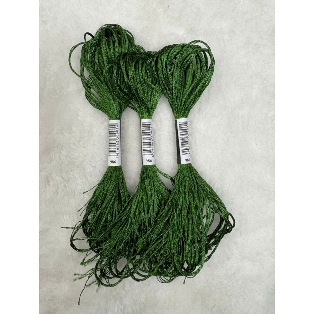 Chỉ lụa thêu tranh chữ thập, chỉ lẻ theo tép chọn màu theo hệ màu DMC (giá 1 tép)