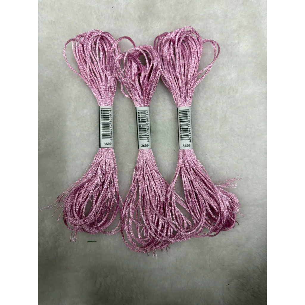 Chỉ lụa thêu tranh chữ thập, chỉ lẻ theo tép chọn màu theo hệ màu DMC (giá 1 tép)