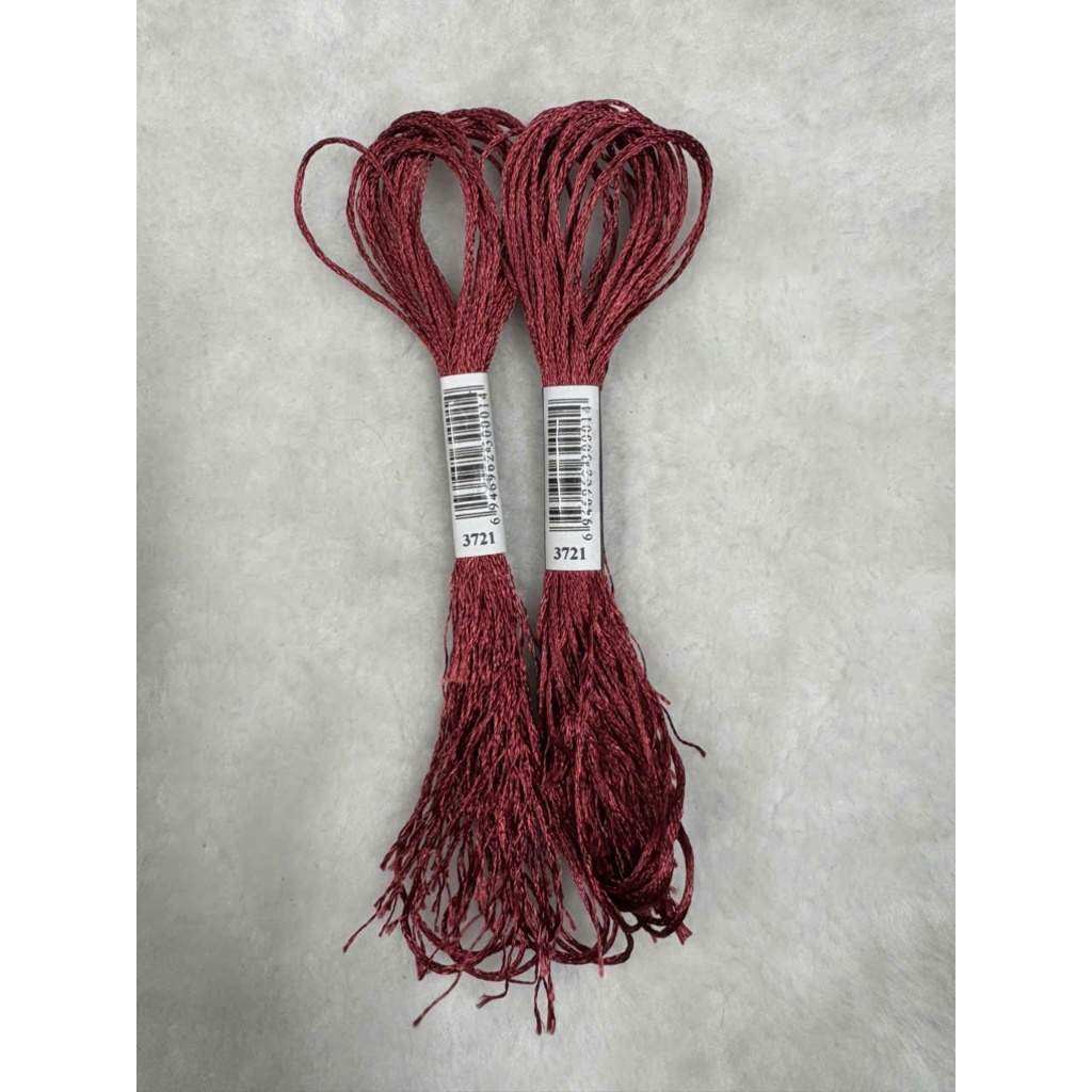 Chỉ lụa thêu tranh chữ thập, chỉ lẻ theo tép chọn màu theo hệ màu DMC (giá 1 tép)