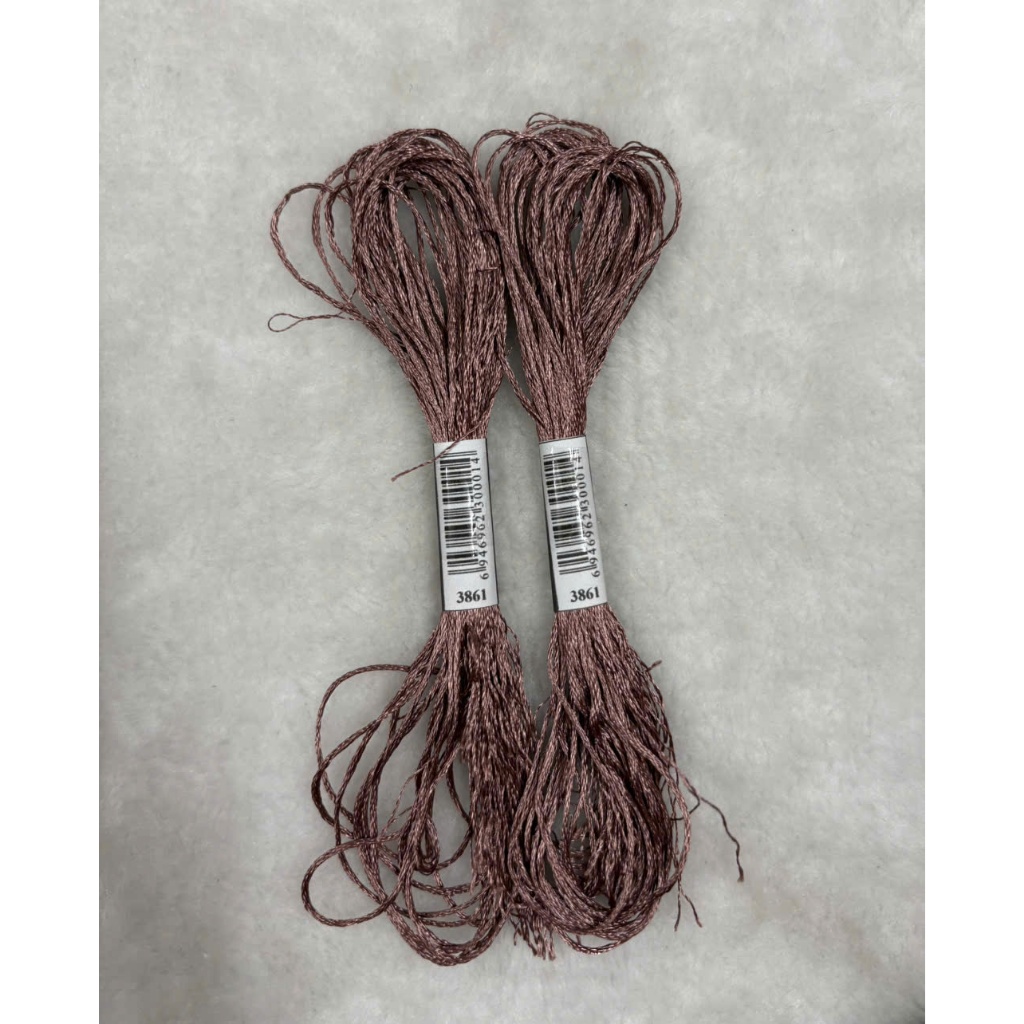 Chỉ lụa thêu tranh chữ thập, chỉ lẻ theo tép chọn màu theo hệ màu DMC (giá 1 tép)