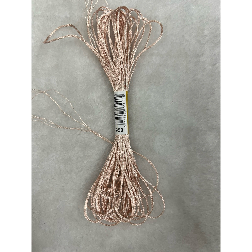 Chỉ lụa thêu tranh chữ thập, chỉ lẻ theo tép chọn màu theo hệ màu DMC (giá 1 tép)