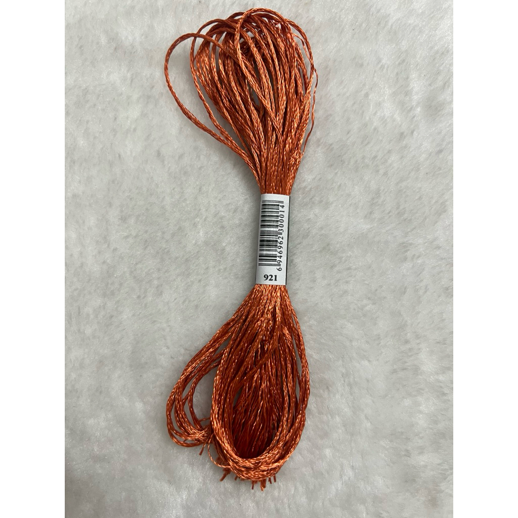 Chỉ lụa thêu tranh chữ thập, chỉ lẻ theo tép chọn màu theo hệ màu DMC (giá 1 tép)