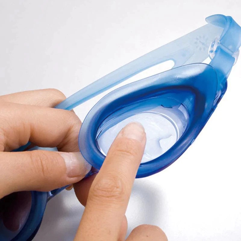 Dung dịch dầu chống mờ kính bơi SWANS SA – 30B Anti-fog liquid.