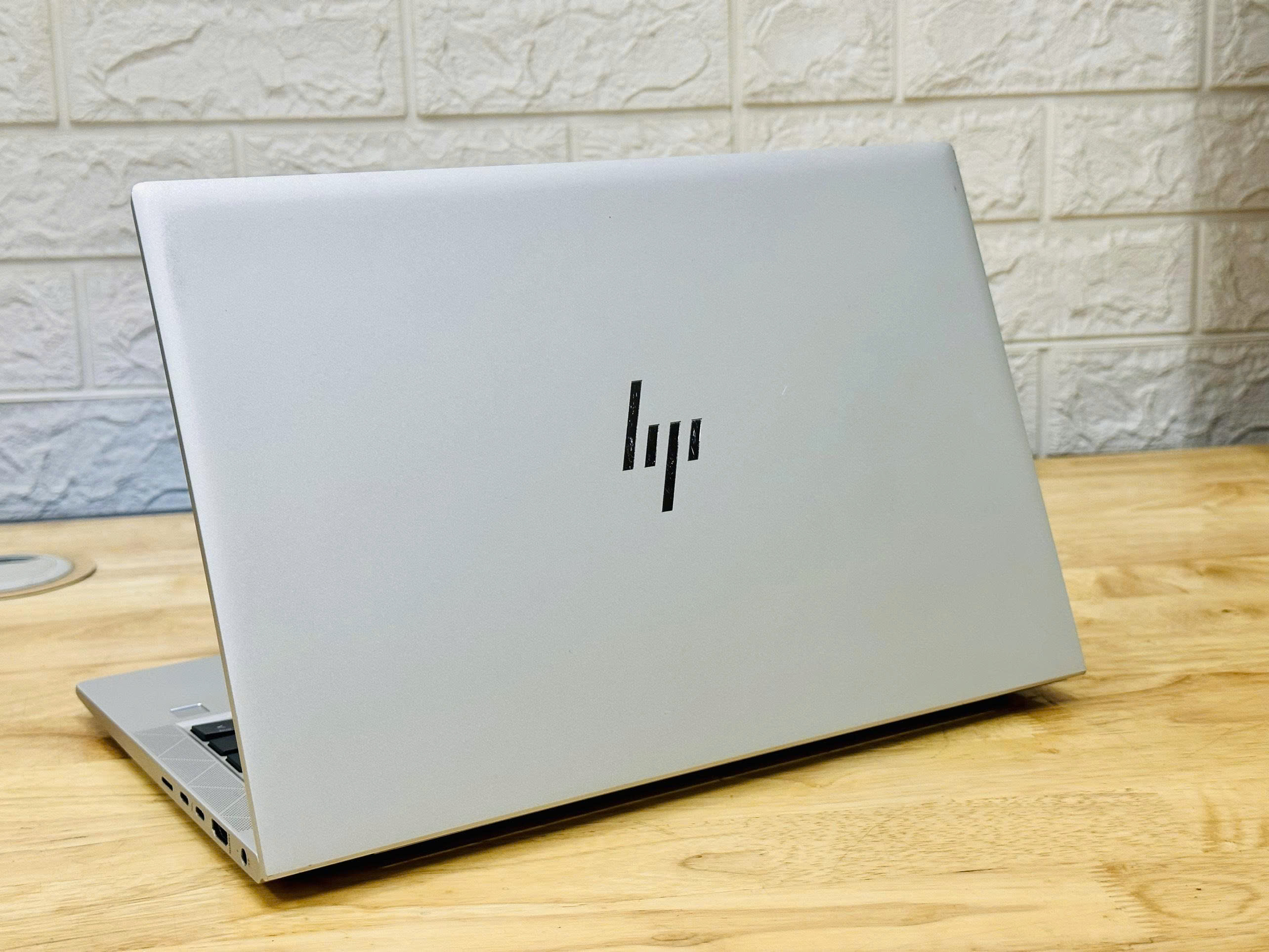 [Like New] HP ELITEBOOK 830 G8 Core i7-1185g7 Ram 16GB SSD 256GB 13″