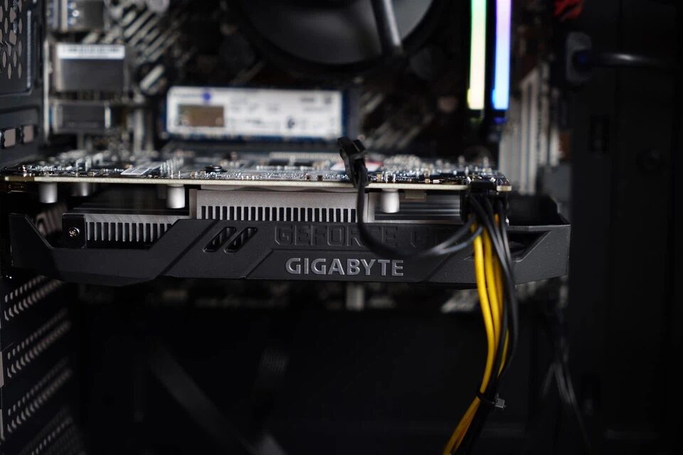 PC Gaming giá rẻ G1650 i3 10105F/16GB/250GB/500W/GeForce GTX1650