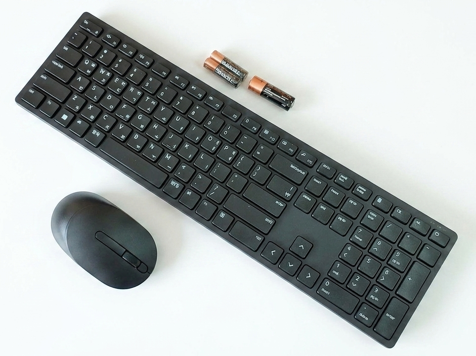 Bộ bàn phím chuột tiếng Hàn không dây DELL KM5221 Black- ENG-KOR -Wireless
