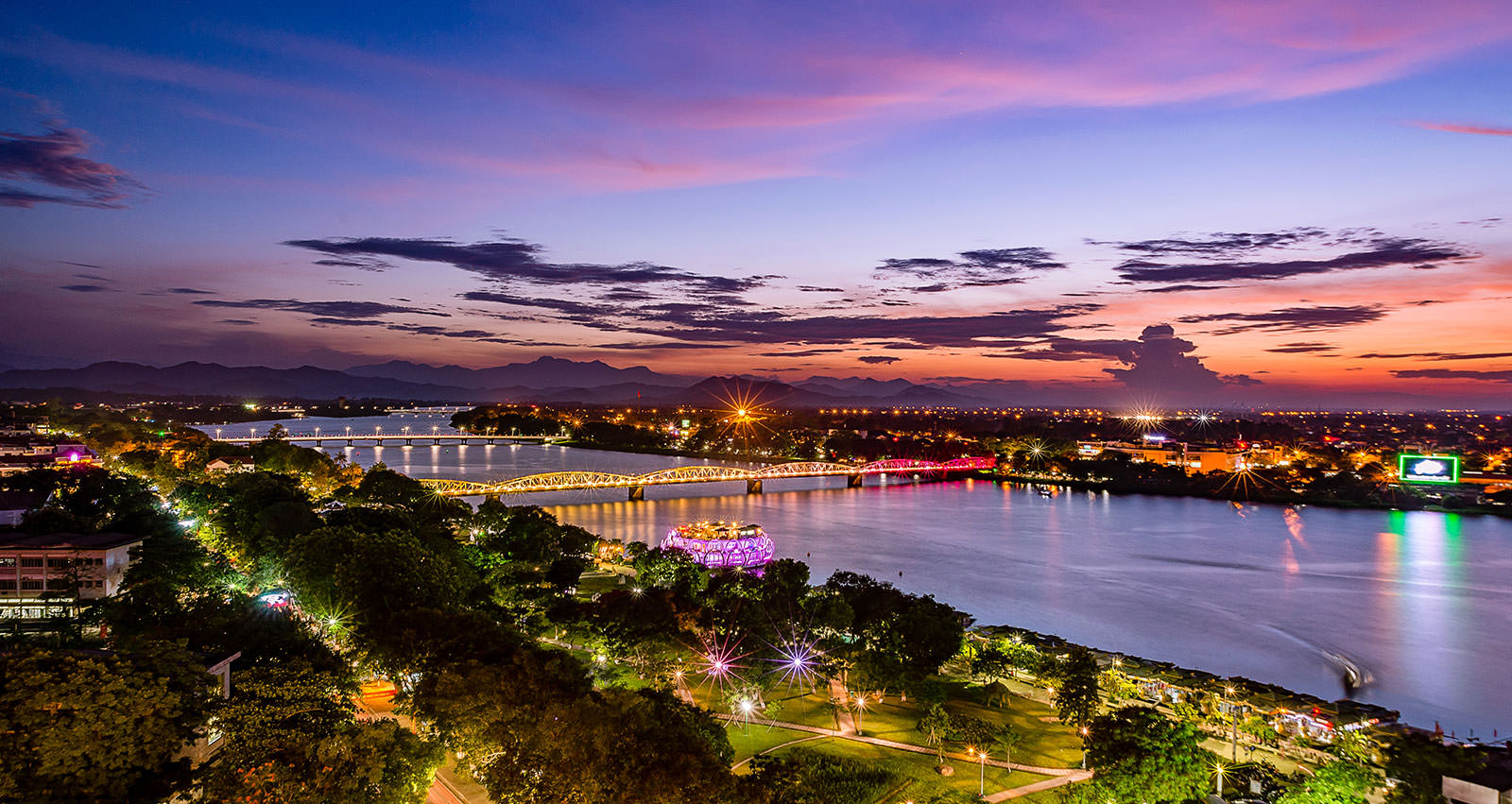 Hà Nội – Huế (4 Ngày 3 Đêm)