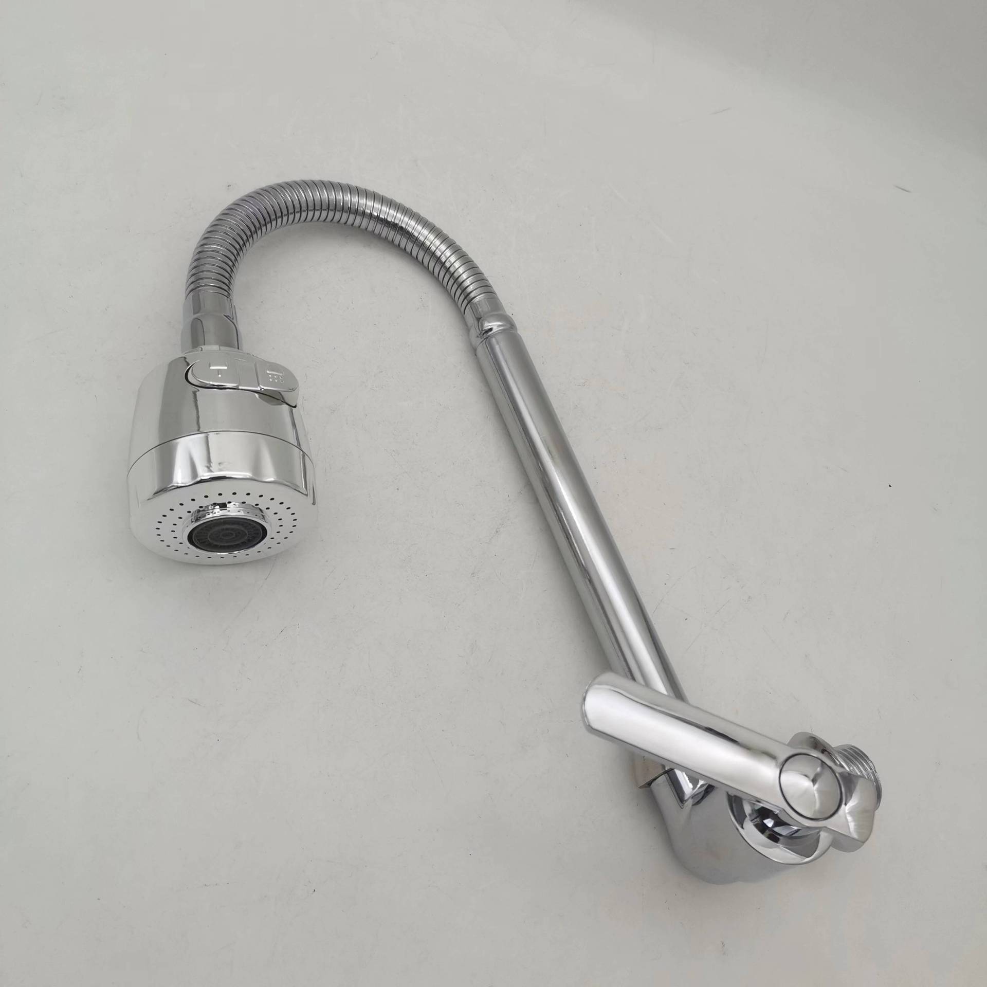 Vòi rửa bát, rửa chén lạnh cắm tường cần mềm 2 chế độ nước VRB912