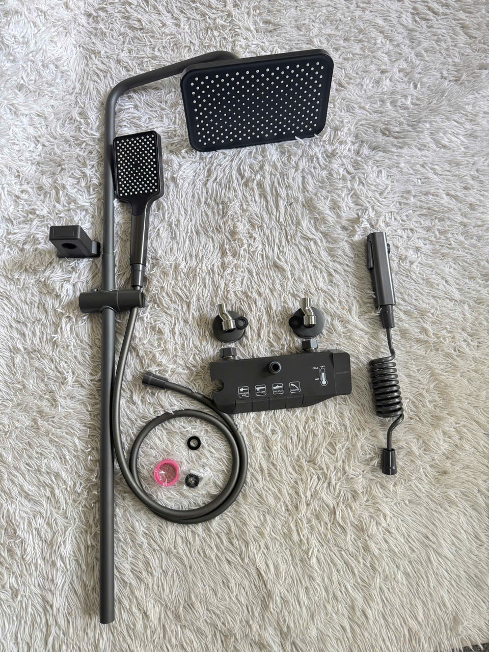 Bộ sen cây tắm phím đàn nóng lạnh mạ màu titan cao cấp GIORMANI SC38