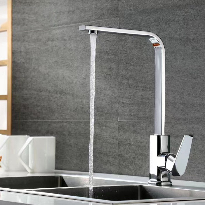Vòi rửa bát, rửa chén nóng lạnh kiểu vuông GIORMANI VRB15 kèm dây cấp nước inox