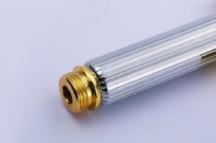 Đầu sịt vệ sịnh inox mạ crom vàng trắng cao cấp GIORMANI DVS03