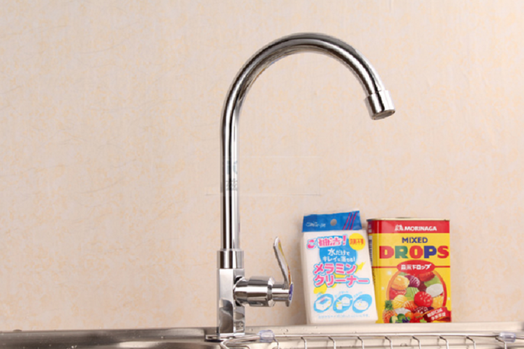 Vòi rửa bát, rửa chén lạnh cao cấp VRB901 kèm dây cấp nước inox