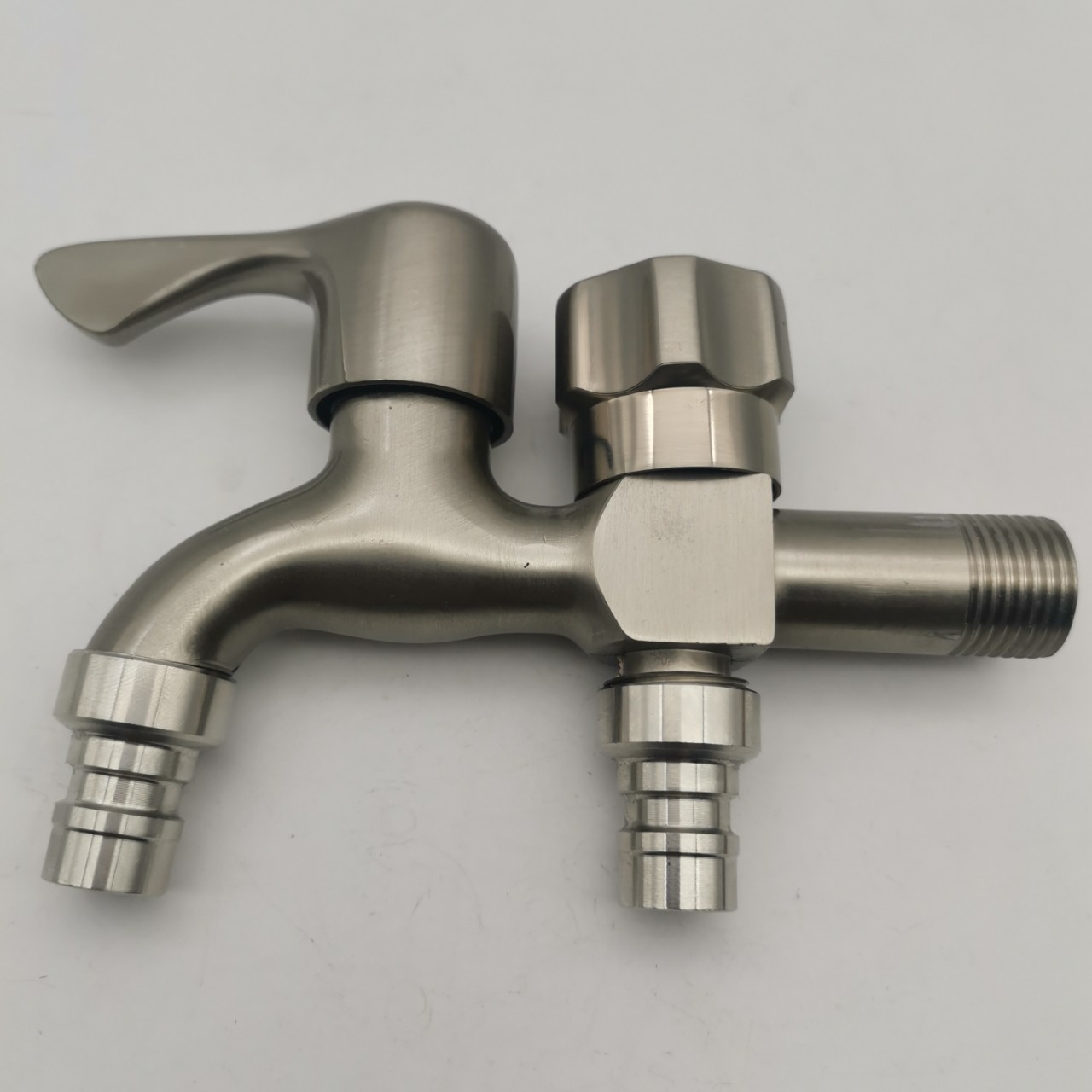 Vòi nước đôi cho máy giặt, Bộ củ sen tắm lạnh GIORMANI inox kết hợp bát sen tăng áp SL02-VHS02 kèm dây và đế cài