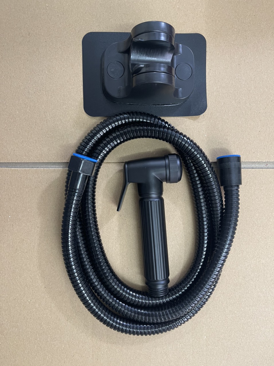 Bộ vòi vòi sịt vệ sinh inox mạ đen trắng cao cấp GIORMANI VS05