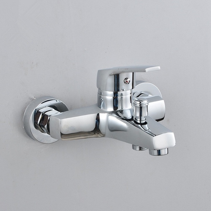 Củ sen tắm nóng lạnh GIORMANI SNL905 cao cấp kèm đôi chân đồng chữ Z