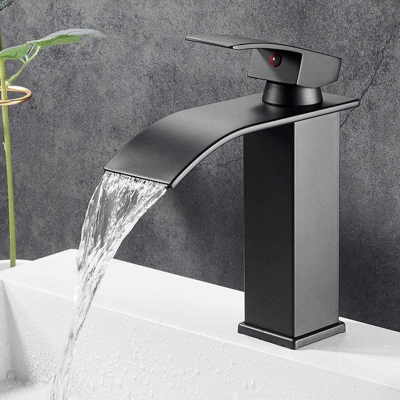 Vòi rửa mặt, vòi lavabo nóng lạnh mạ đen cao cấp GIORMANI SNL64 kèm đôi dây cấp nước inox